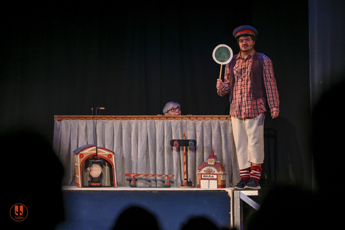 Locomotivioara leneșă