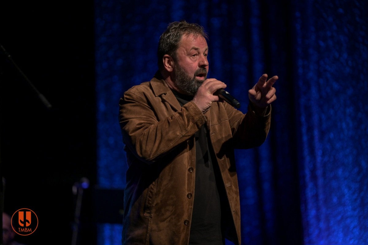 DE-CONECTAT … DE PRIMĂVARĂ