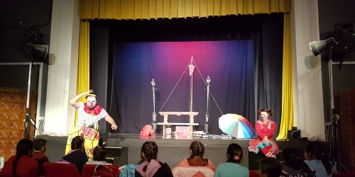Teatrul de păpuși – implicare în comunitate